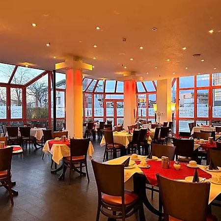 Mozart Hotel 3*